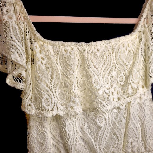 Wide Shoulder Midi Dress - Picture 6 of 7